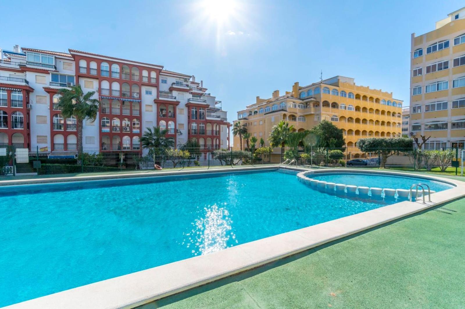 Nice Modern 2 Bed Apartment In Torrievieja Torrevieja Exterior photo
